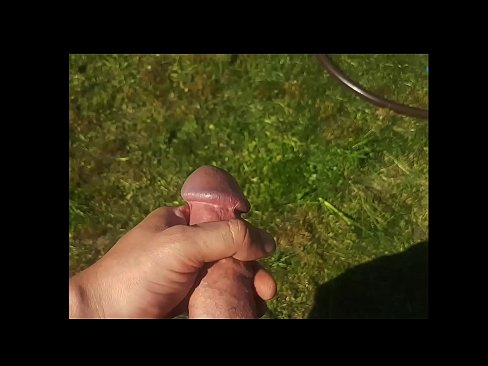 ❤️ Hot hottie gets her pink pussy fucked and cums with a squirt in a summer garden Porno fb at us en-us.milfnut-net.ru ❌️